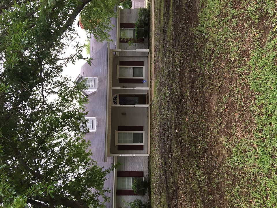 2nd image of 550 Brookstone Dr