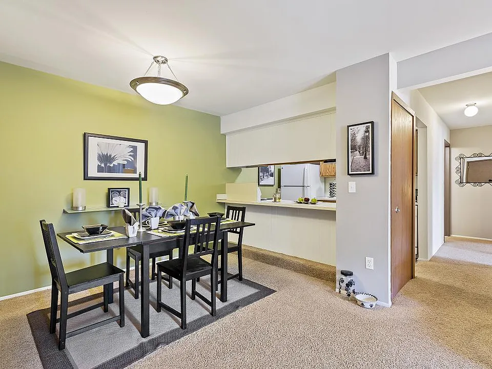 Woodland Villa Apartments