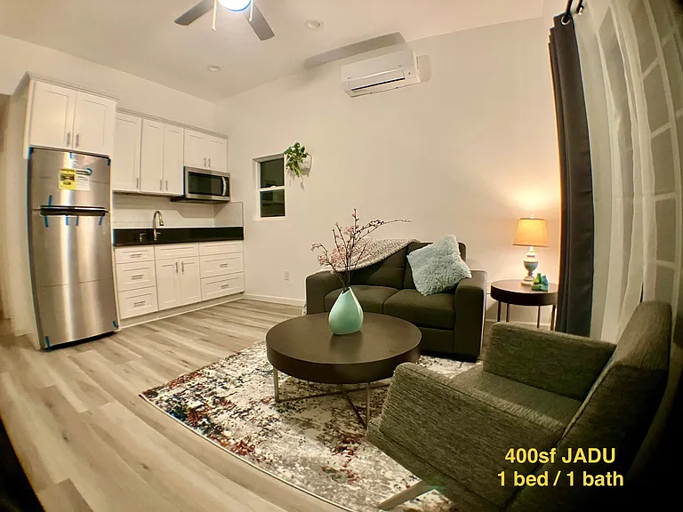 4833 Rushden Ave — Photo 11