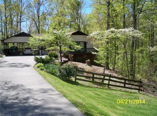 171 Overlook Hts, Thomasville, NC 27360