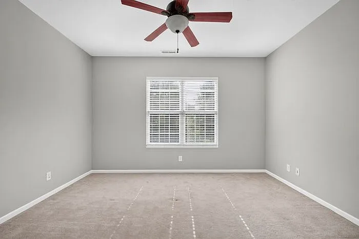 15552 Smithfield Dr — Photo 33