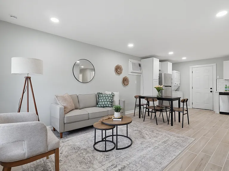 113 Odis — Photo 5