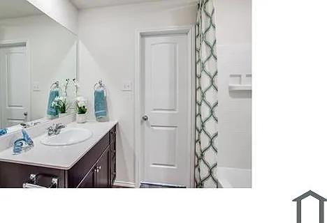 1113 Avalon Dr — Photo 2