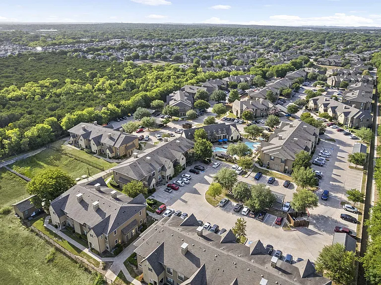 Camden Shadow Brook — Photo 40