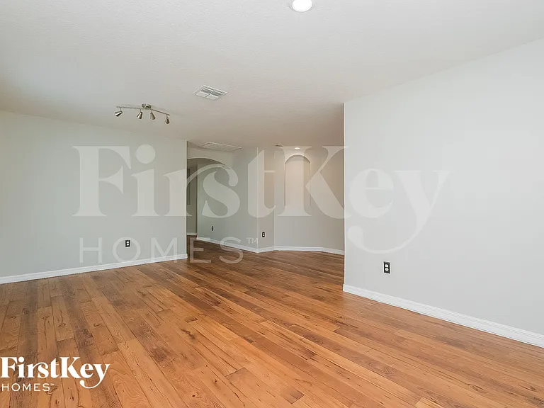 11867 Thicket Wood Dr — Photo 6