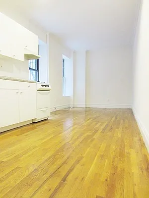 Rented by City Connections Realty | media 38