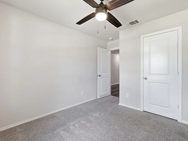 13755 Bradford Park — Photo 18