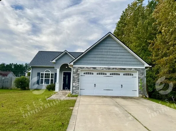 151 Nortsar Ct, Raeford, NC 28376