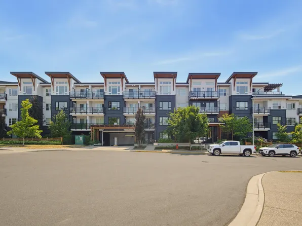 22136 49th Ave #202, Langley, BC V3A 0M8