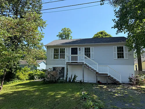 3849 3rd St Photo 1