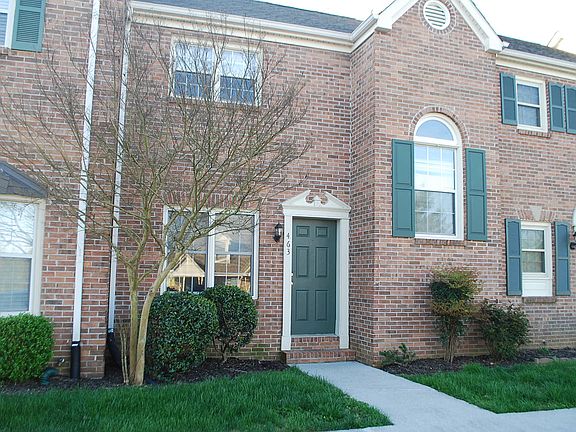 3rd image of 463 Bramblewood Ln