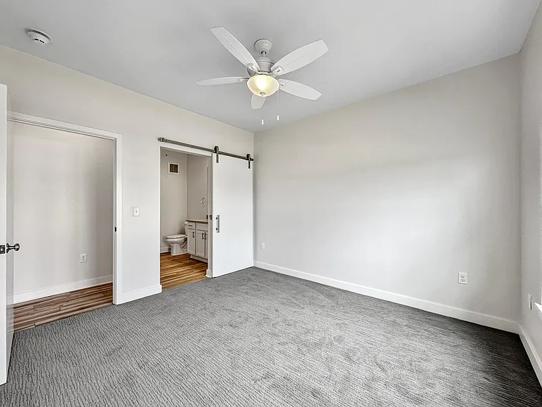 Stratford Pointe — Photo 124