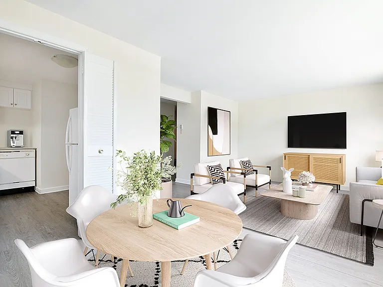 30 Eleanor Dr — Photo 3