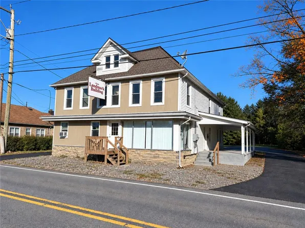 1825 Route 209 APT 203, Brodheadsville, PA 18322