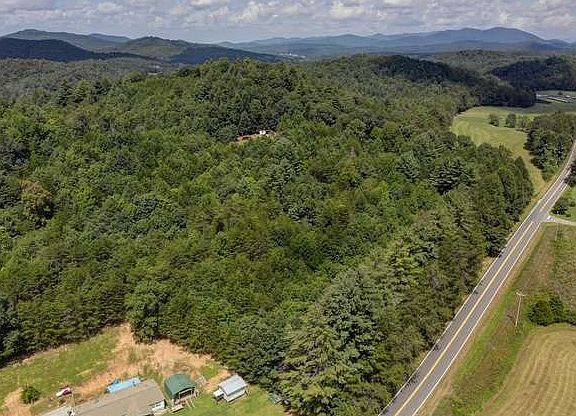 2nd image of 1294 Russell Scenic Hwy