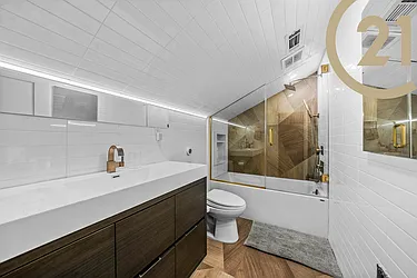 Sold by Century 21 Melanie Kishk Realty