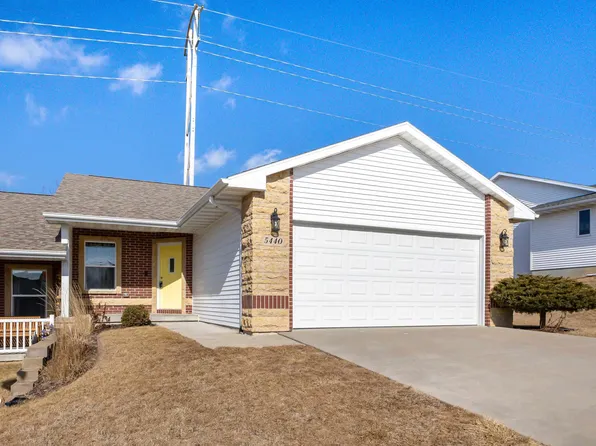 5440 Park Pl, Asbury, IA 52002