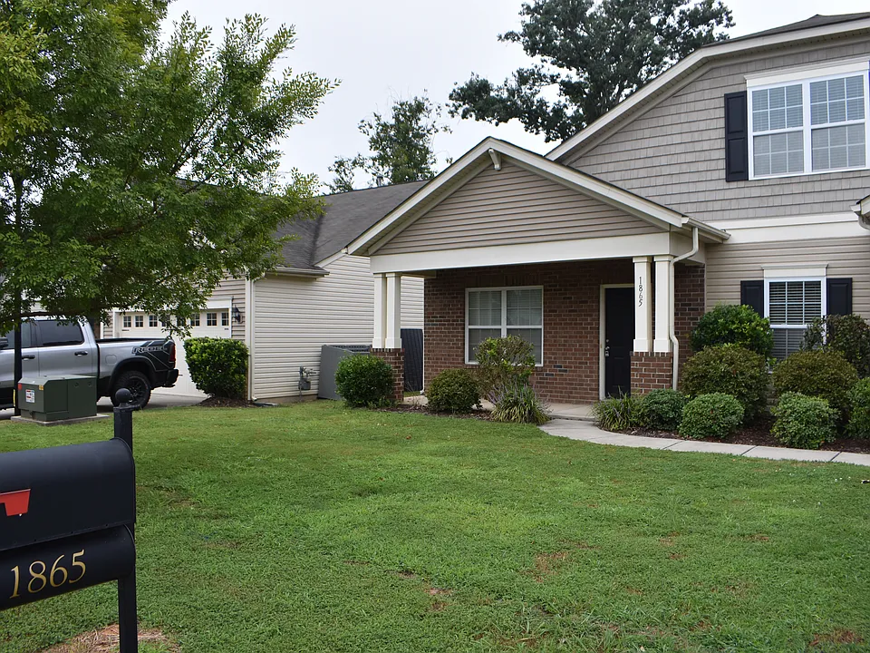 1865 Yellow Daisy Dr