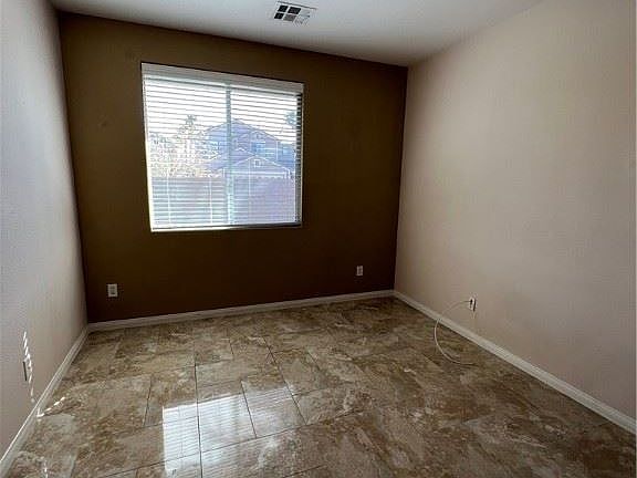 4th image of 10482 Haywood Dr