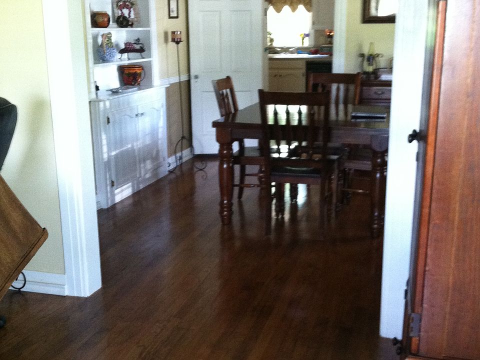 1st image of 605 N Walnut St