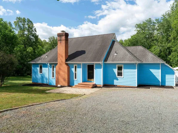 2655 Stowe Ct, Charlottesville, VA 22901