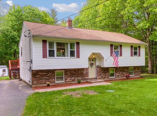 169 Farnsworth Rd, Templeton, MA 01468