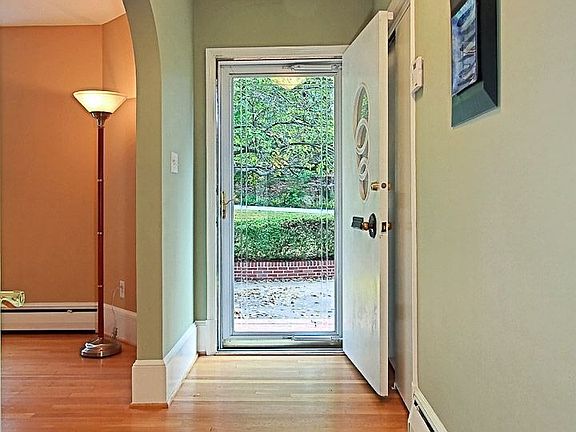 2nd image of 3422 Stoneybrae Dr