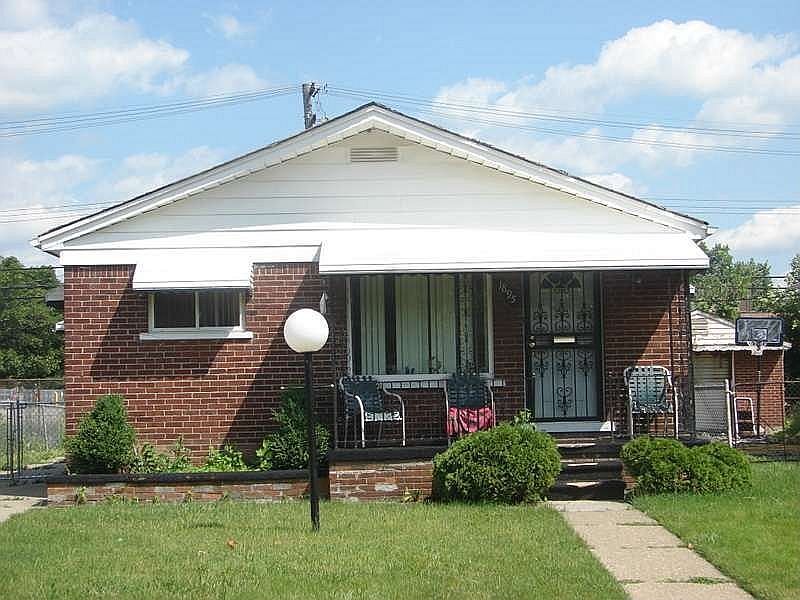 1st image of 1895 S Bassett St