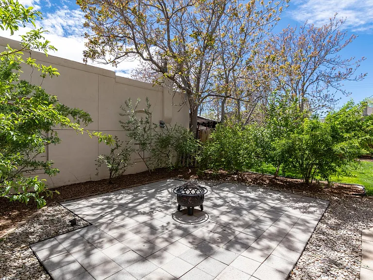 3047 N Williams St — Photo 4