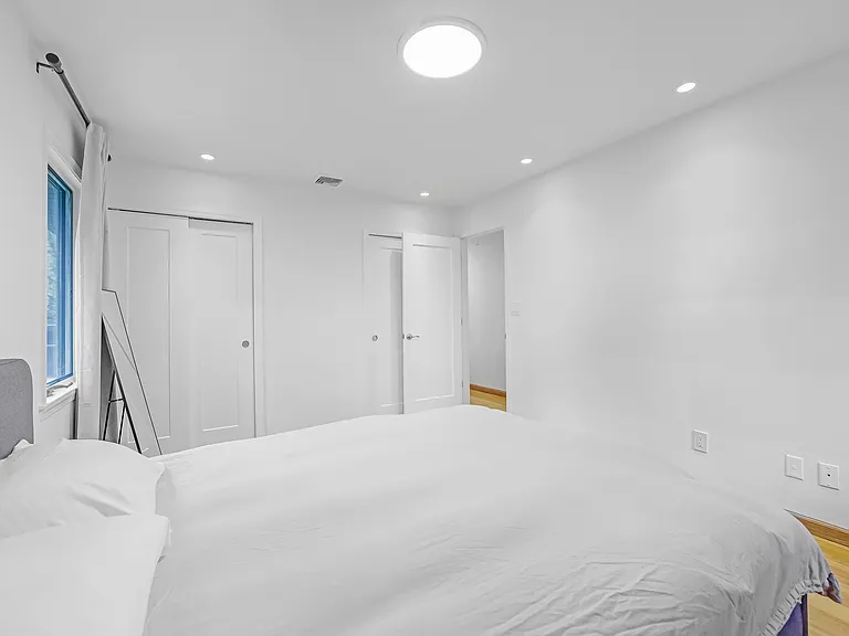45 Lenox Ave — Photo 18