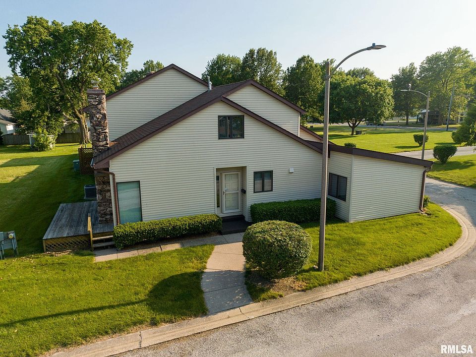 522 N Springfield St, Virden, IL 62690 Zillow