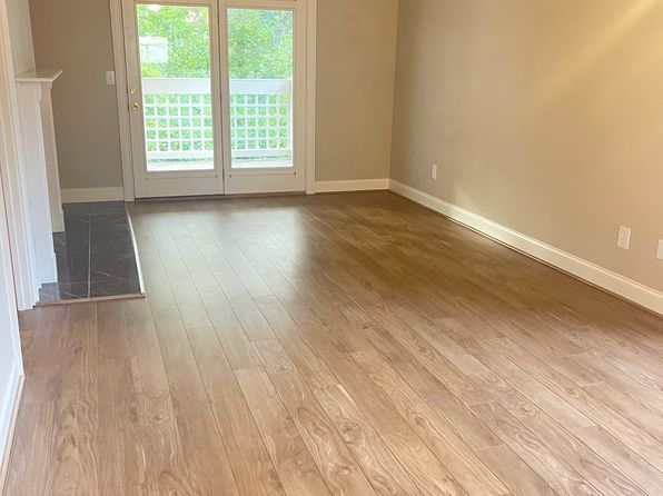 300 Durand Dr APT 12