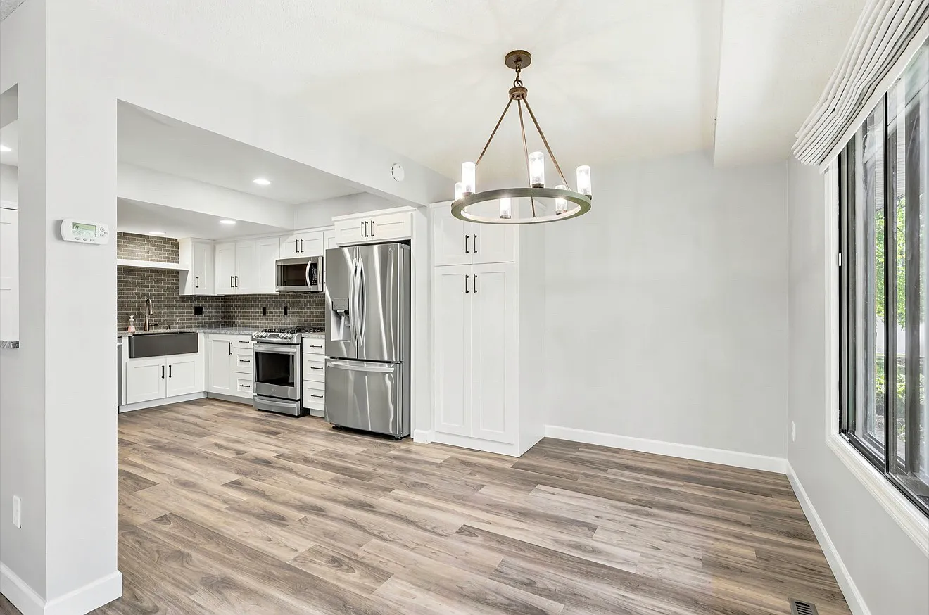 3 bed, 2.5 bath, 1352 sqft, $2,750 — Photo 4