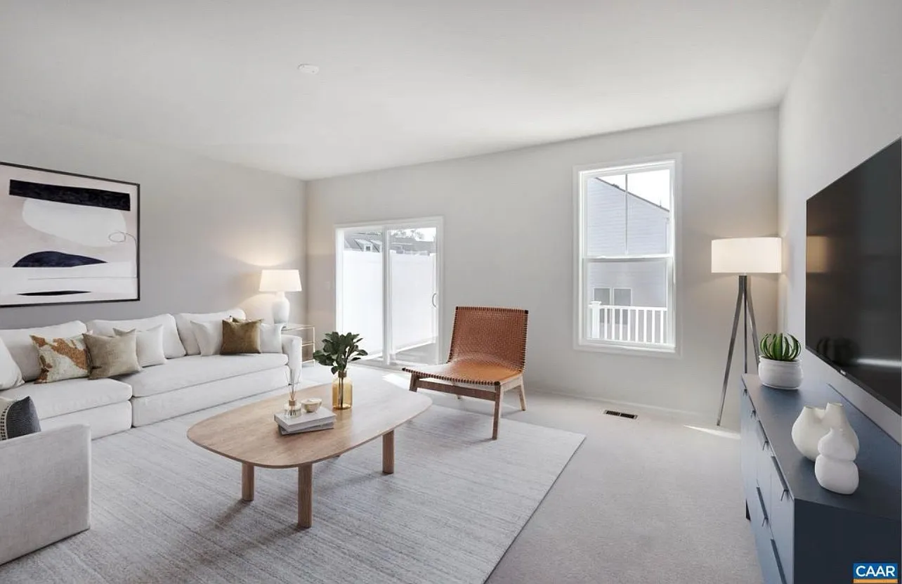 4 bed, 3.5 bath, 2091 sqft, $2,590 — Photo 3