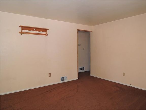 4th image of 6311 Whitewood St