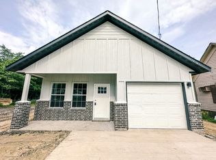 1816 Wright St, Greenville, TX 75401