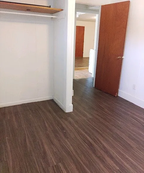 524 Neosho St #7 — Photo 4