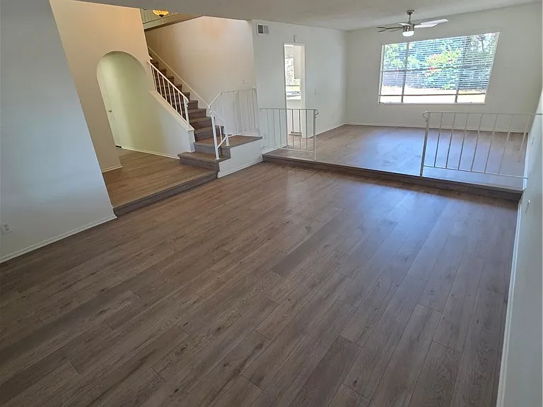 1528 Coolcrest Ave — Photo 8