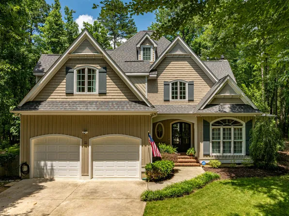 100 Donald Dr, Pittsboro, NC 27312