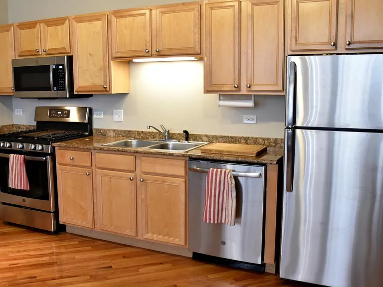 500 S Clinton St #415 — Photo 4