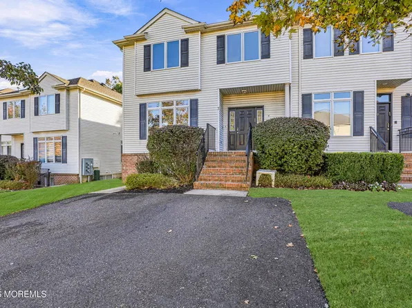 7 Grassmere Street, Lakewood, NJ 08701
