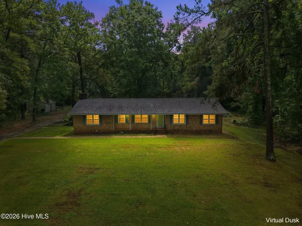 1000 Sand Ridge Road, Hubert, NC 28539