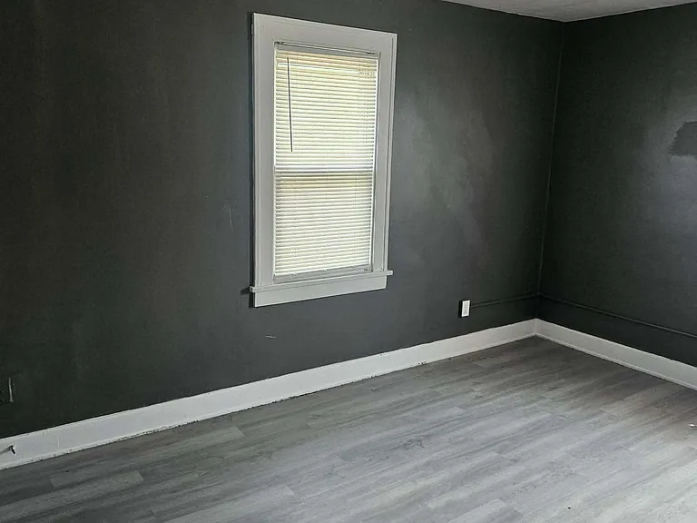 13115 Christine Ave — Photo 11