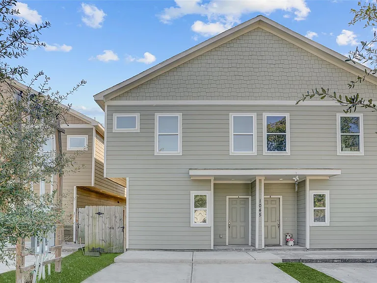 1045 Marcolin St #B — Photo 16