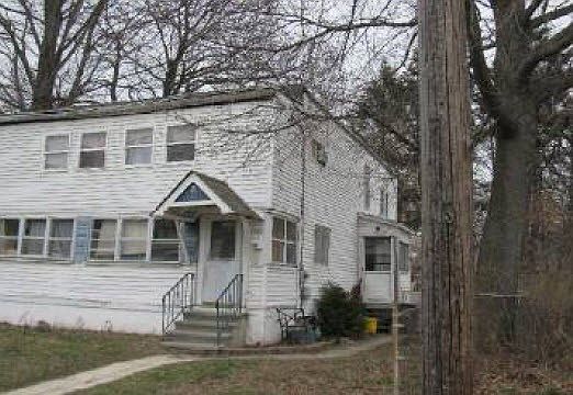 2nd image of 95 Orchard Ave