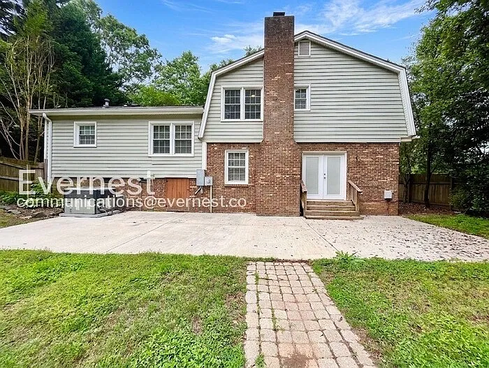 400 Wilcrest Dr — Photo 23