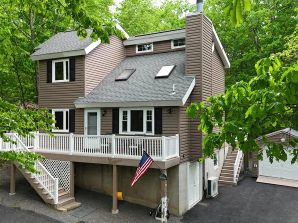 163 Karl Hope Blvd, Lackawaxen, PA 18435
