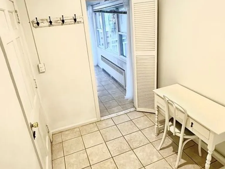 38 Malcolm Ave #2 — Photo 13