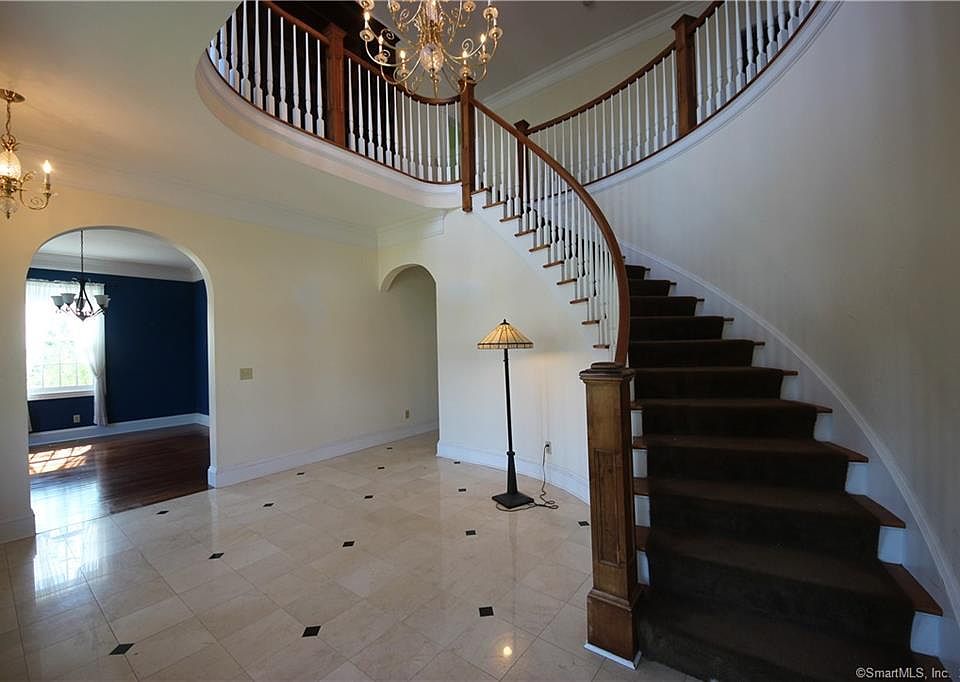 450 Nutmeg Ln 450, Stratford, CT 06614 MLS 170602231 Zillow