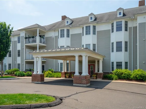 25 Cassandra Boulevard #104, West Hartford, CT 06107